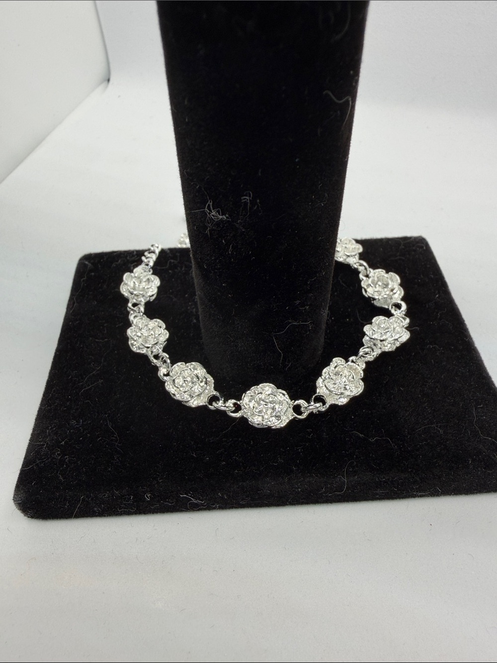 Floral Link Bracelet in Silver